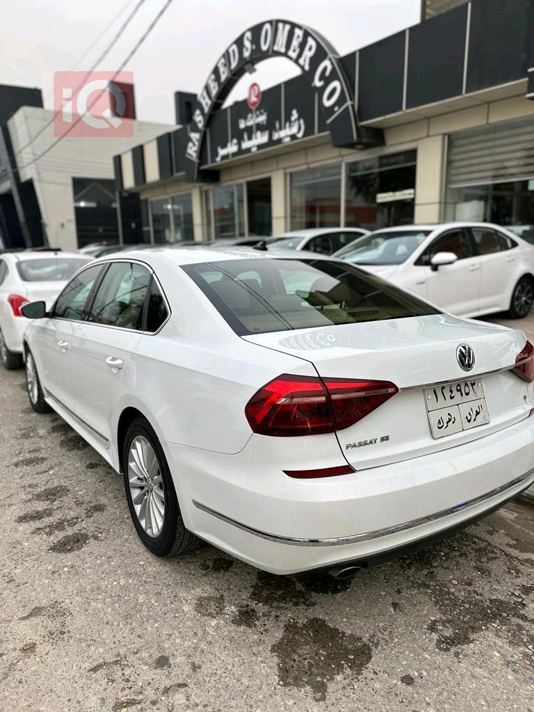 فولكسفاغن باسات